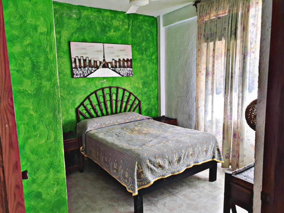 Hotel Amueblados Gaby シワタネホ エクステリア 写真
